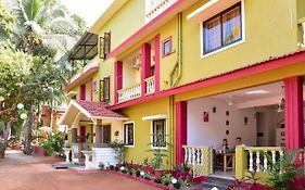 Laliguras Villa Beachside Escape - 100M From Candolim Beach